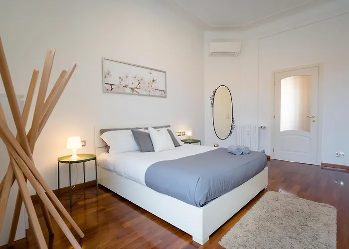 Cinque Vie Floor - Center Apartment Mailand